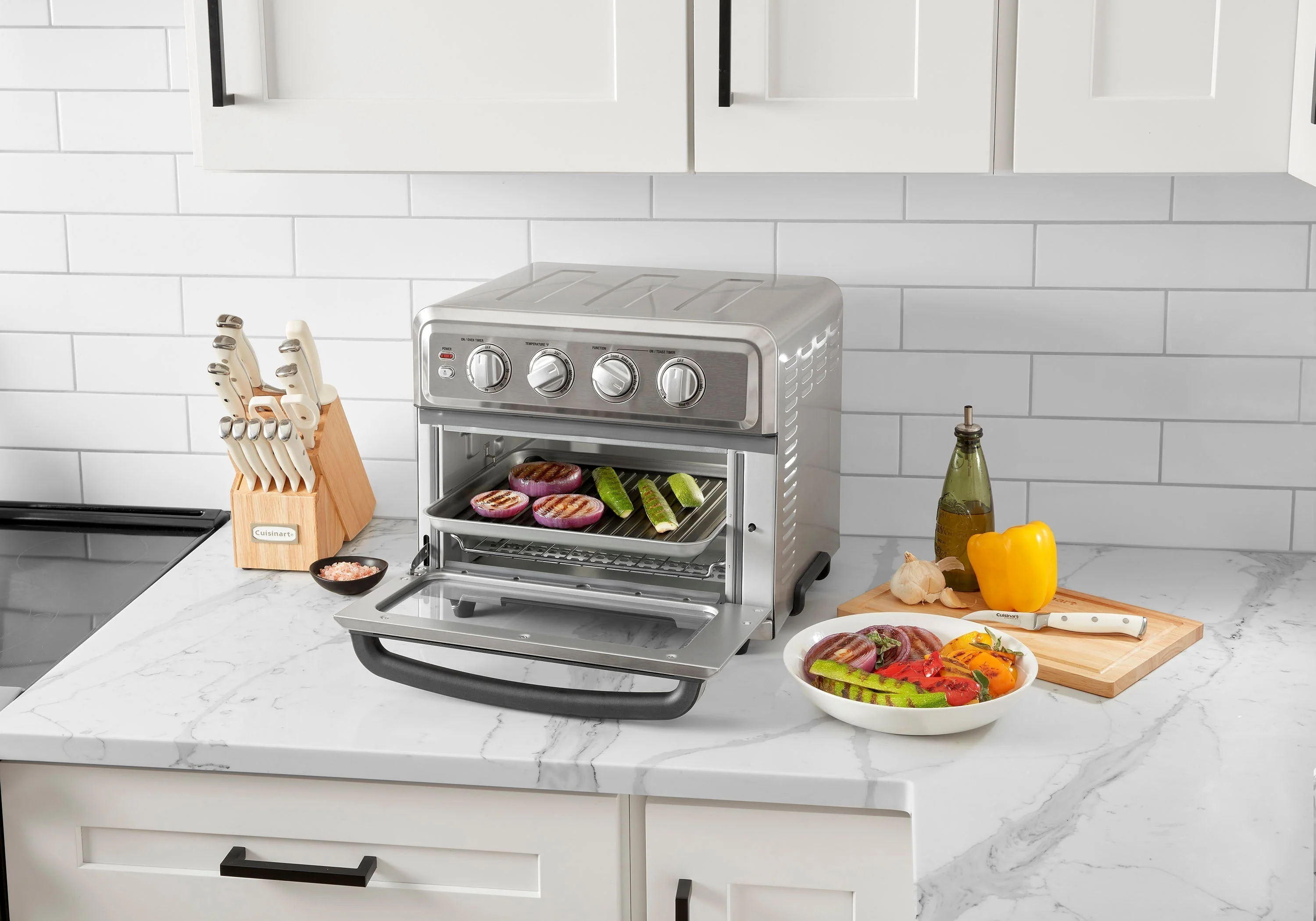 103dbe961742b8a5cf4eb784b3ab5f5967b74b11df7210f90fdbe7172727674d Cuisinart ¨C Air Fryer Toaster Oven with Grill ¨C Stainless Steel