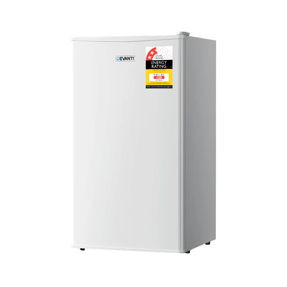 12c92f88d96bd7186d8a3420ecdb30e59ed82fd53c6be870732c7b1dbf2b764d Devanti 95L Bar Fridge White