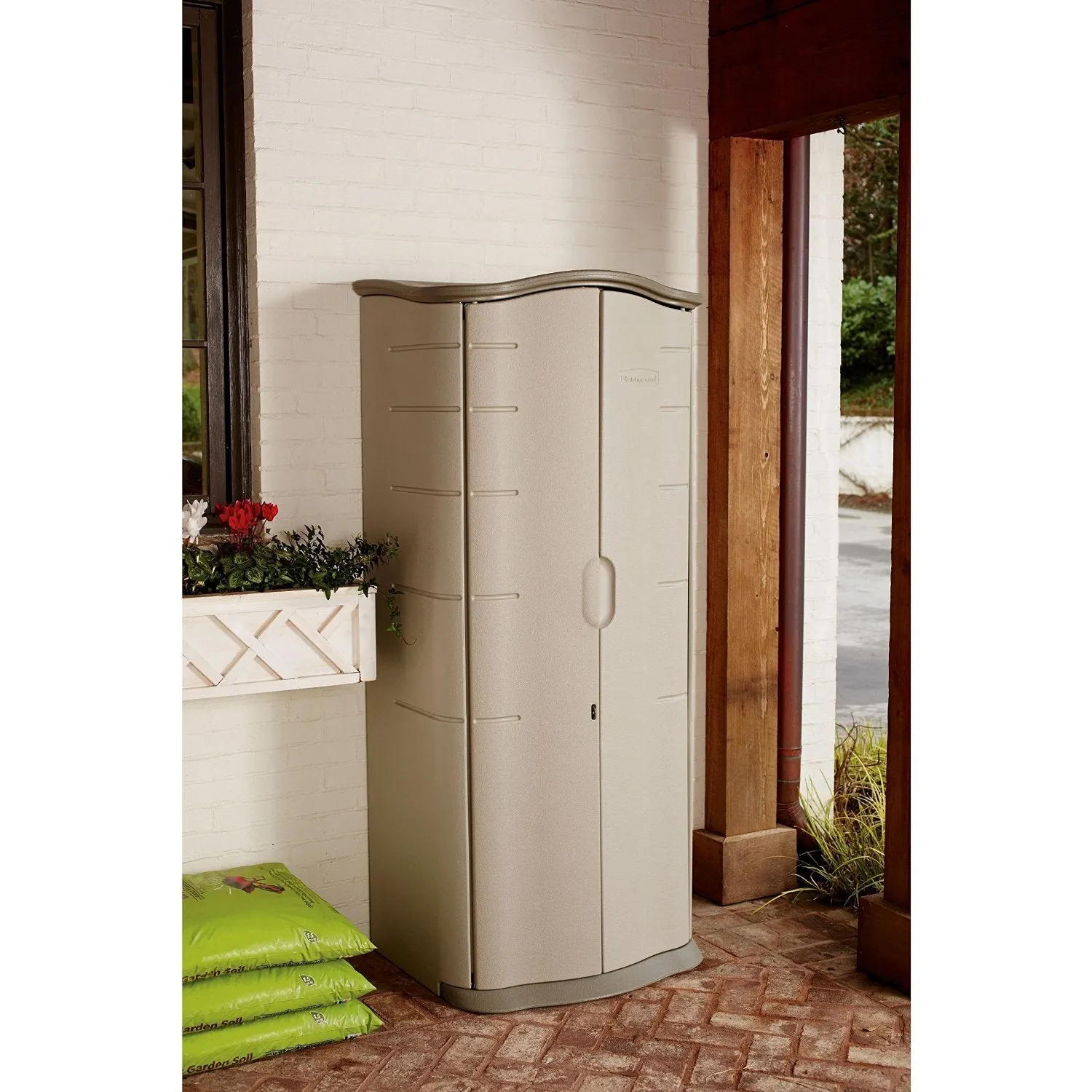 24ed2f053e2b1ba32cb229b1292a4df56f02b10f6c6d7a5e7b06473b8e530b65 Rubbermaid Vertical Resin Weather Resistant Outdoor Storage Shed