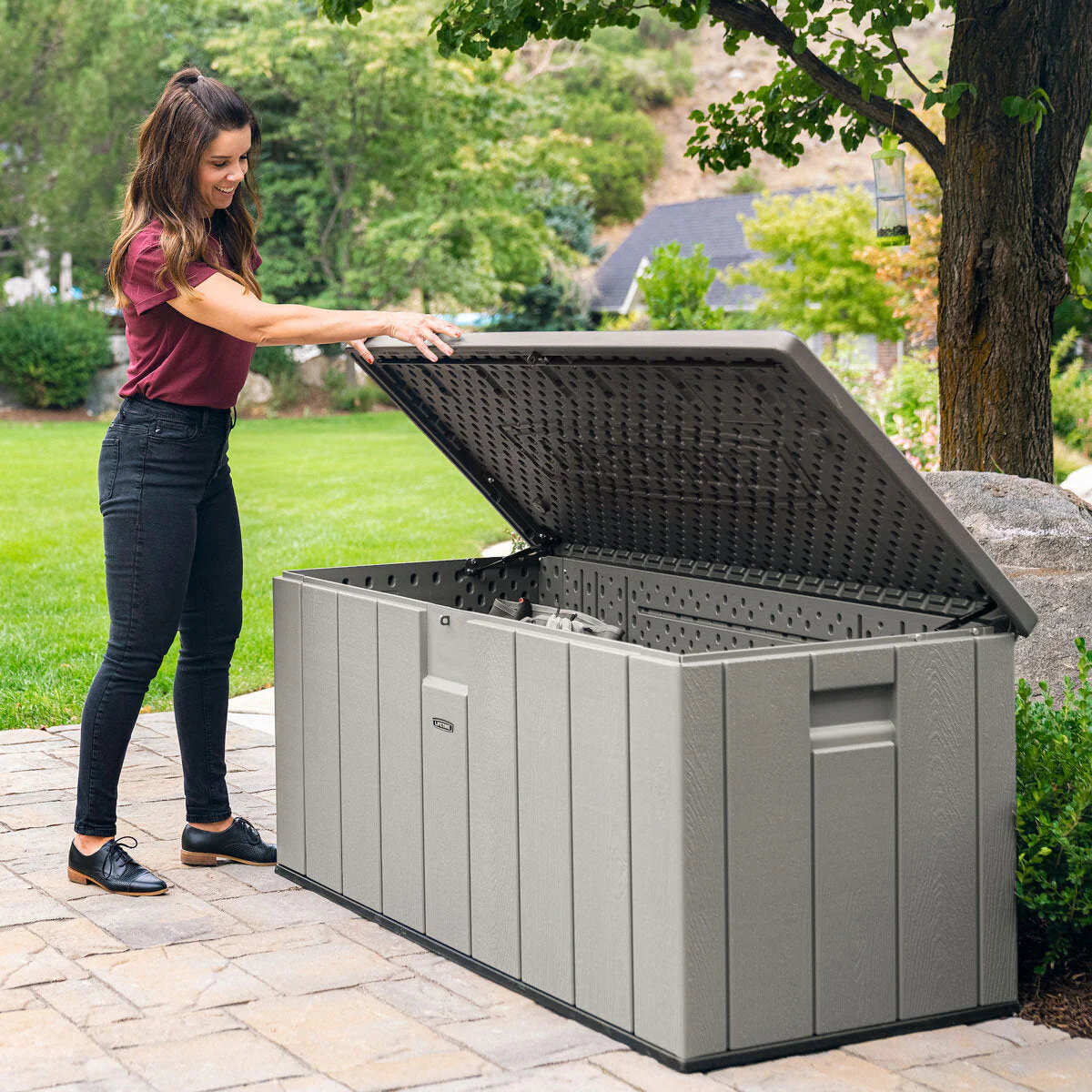 98dc5132848c9e20bcb245f64af207d6700571def7f47b5ca4b0f7983706c7e8 Lifetime 568 Litre Modern Outdoor Storage Deck Box Model 60384U