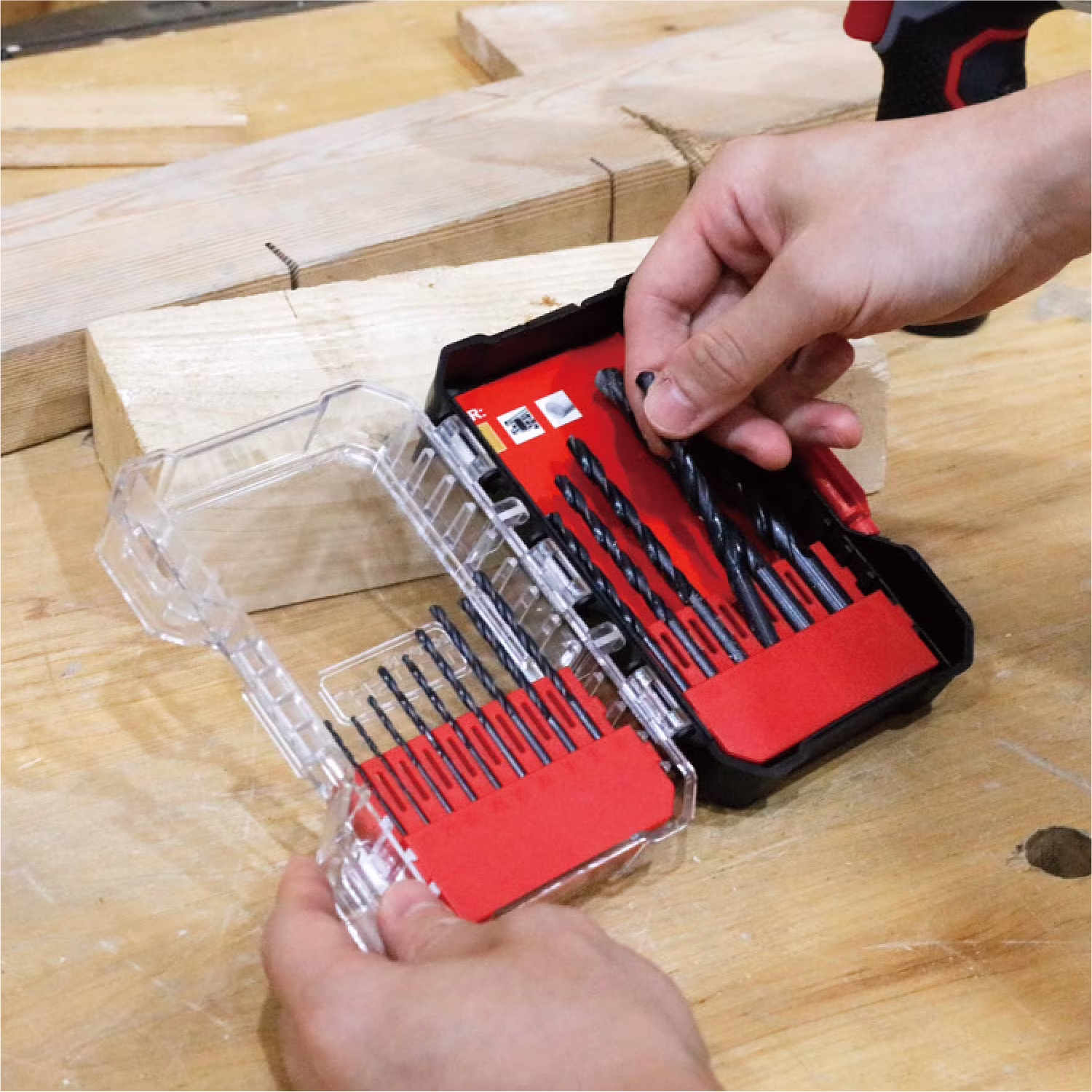 b0cc8330d4fc8079367eaf6e54881aa2625004a008346386558eb7d736ae7a96 Hyper Tough 15-Piece Black Oxide Drill Bit Set in Click Fit Case