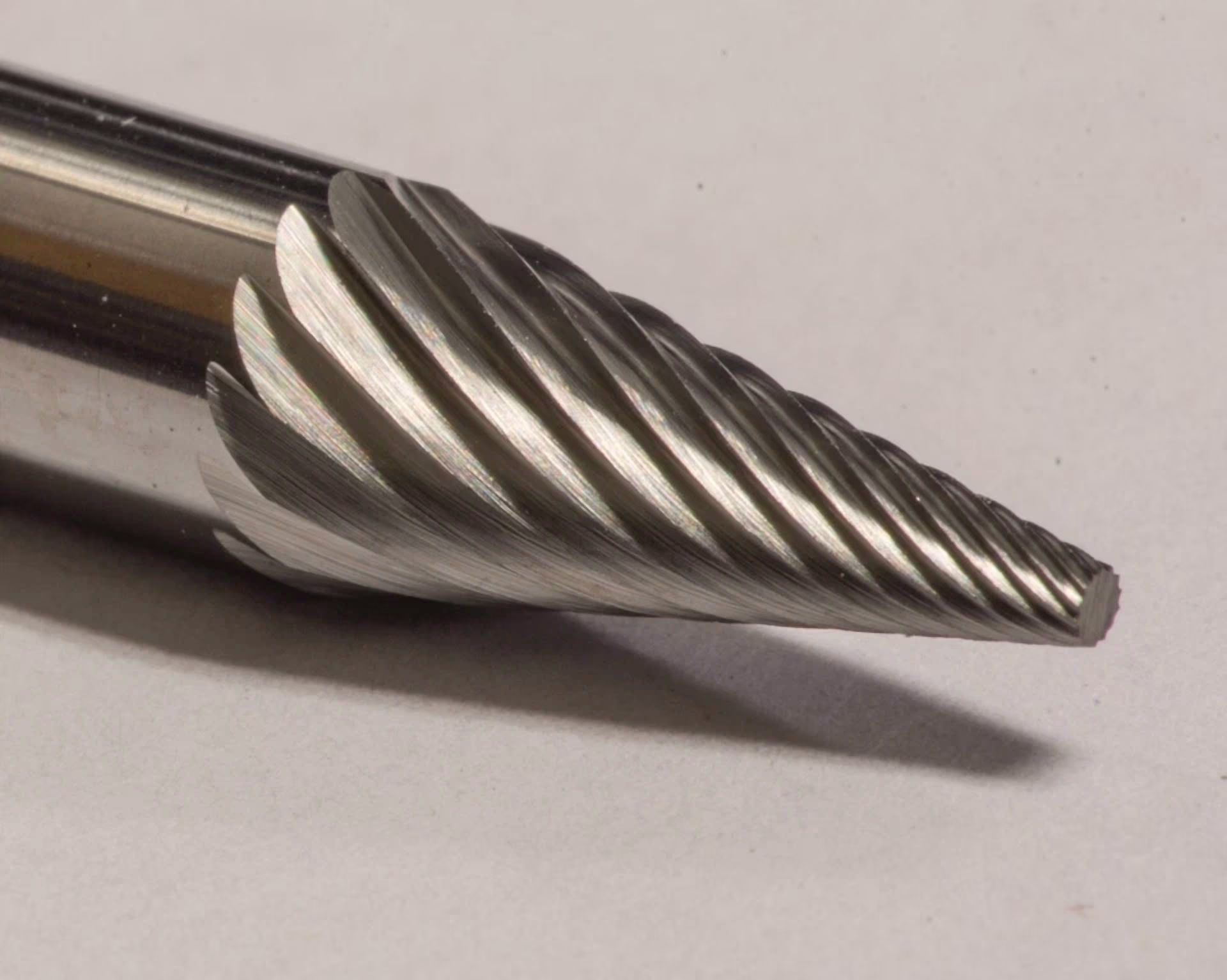 b4b31426a1bb3c17f56cb9ec9b9311ebd881319b31503589ca2e2c3f43a56986 KLYNE - Sm1S Cone Shape 1/4" Carbide Burr Bur Tool Die Grinder Bit 1/4" Shank New