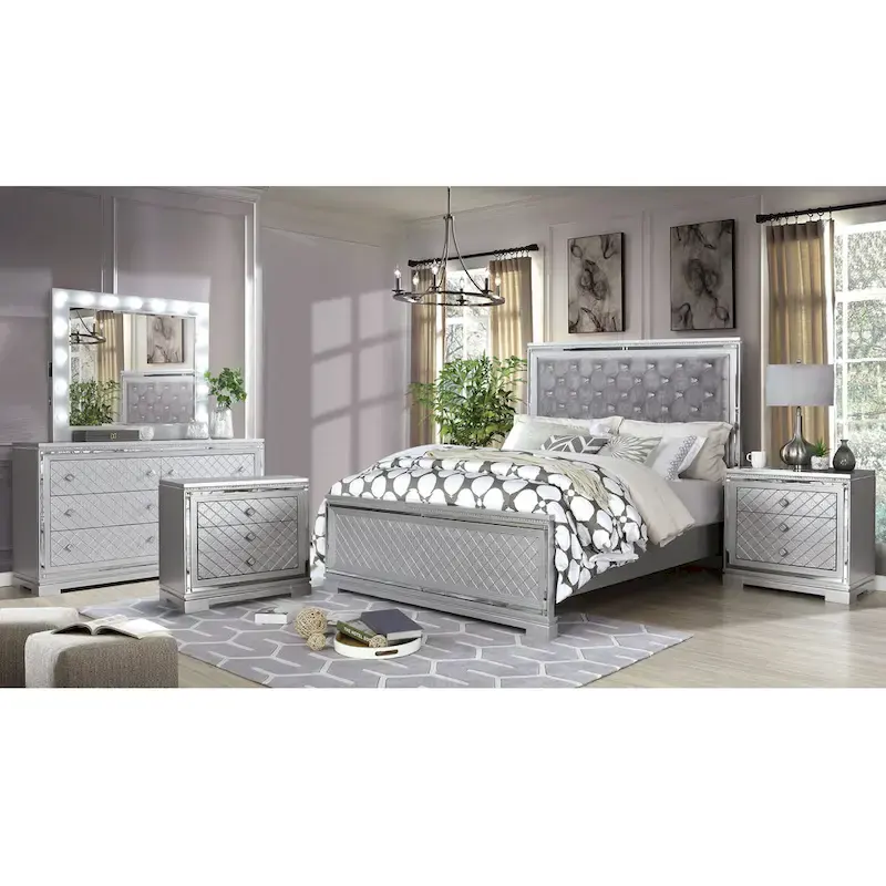 d06296cb57e595ea8cd8ab63f286b1b51e48a159c02d31e9cec15fc636f1d56a Seleena Glam Silver Wood 5-Piece Tufted Panel Bedroom Set with USB Port by Furniture of America(KING)