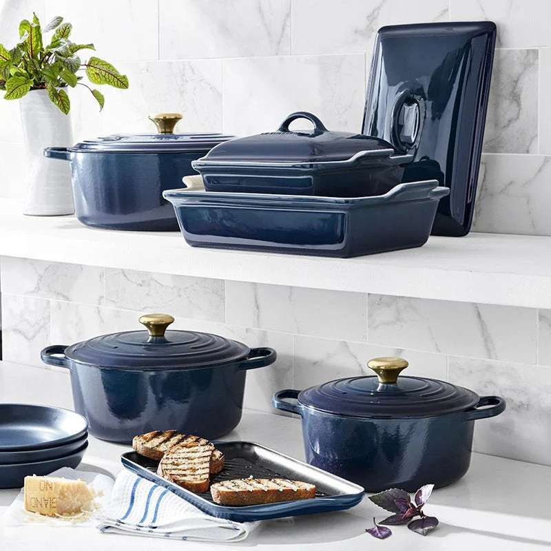 f00be94996d3d52492a8584342bc65cb04303078a592b9221ef98fd1965fd96a 20-piece Signature Cast Iron Cookware Set,10.25¡ä¡ä Skillet,1.75-quart Saucepan with Lid(GREEN)
