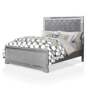 Seleena Glam Silver Wood 5-Piece Tufted Panel Bedroom Set with USB Port by Furniture of America(KING)