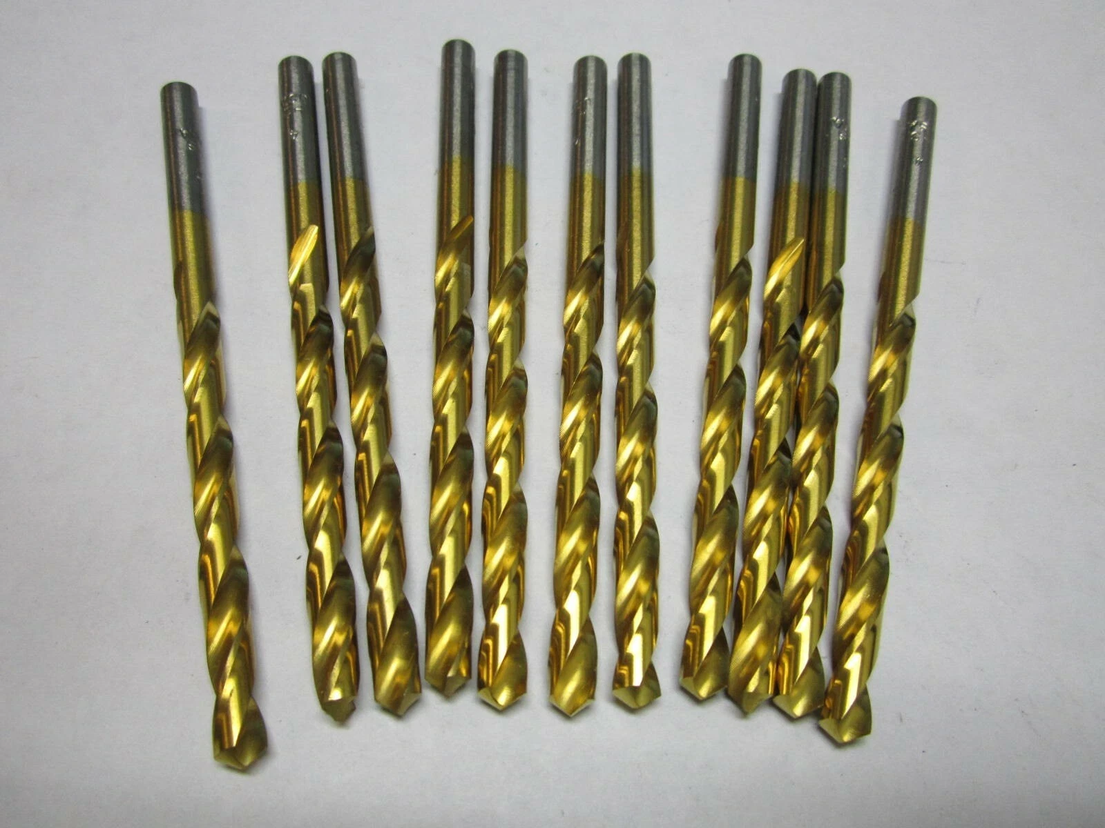 fad1bf631234f8de752e41472b0611eca344cf5f897e2f221d51a4ae3b0e5f30 KLYNE - Lot Of 11 #4 High Speed Jobber Drill Bits, 118 Degree Tin Straight Spiral